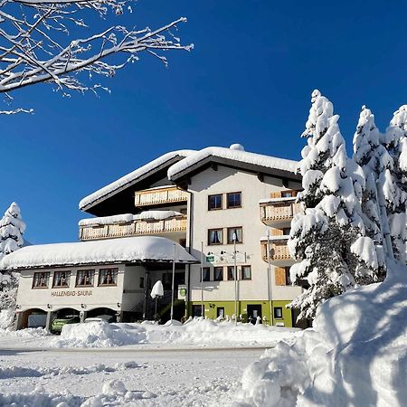 Hotel Alpensonne Riezlern Bagian luar foto